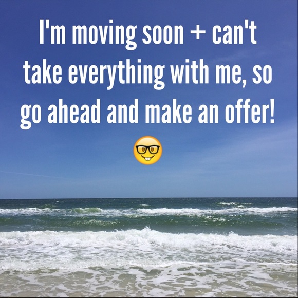 [BCBGeneration] black seamed v-neck bodycon - Picture 7 of 7